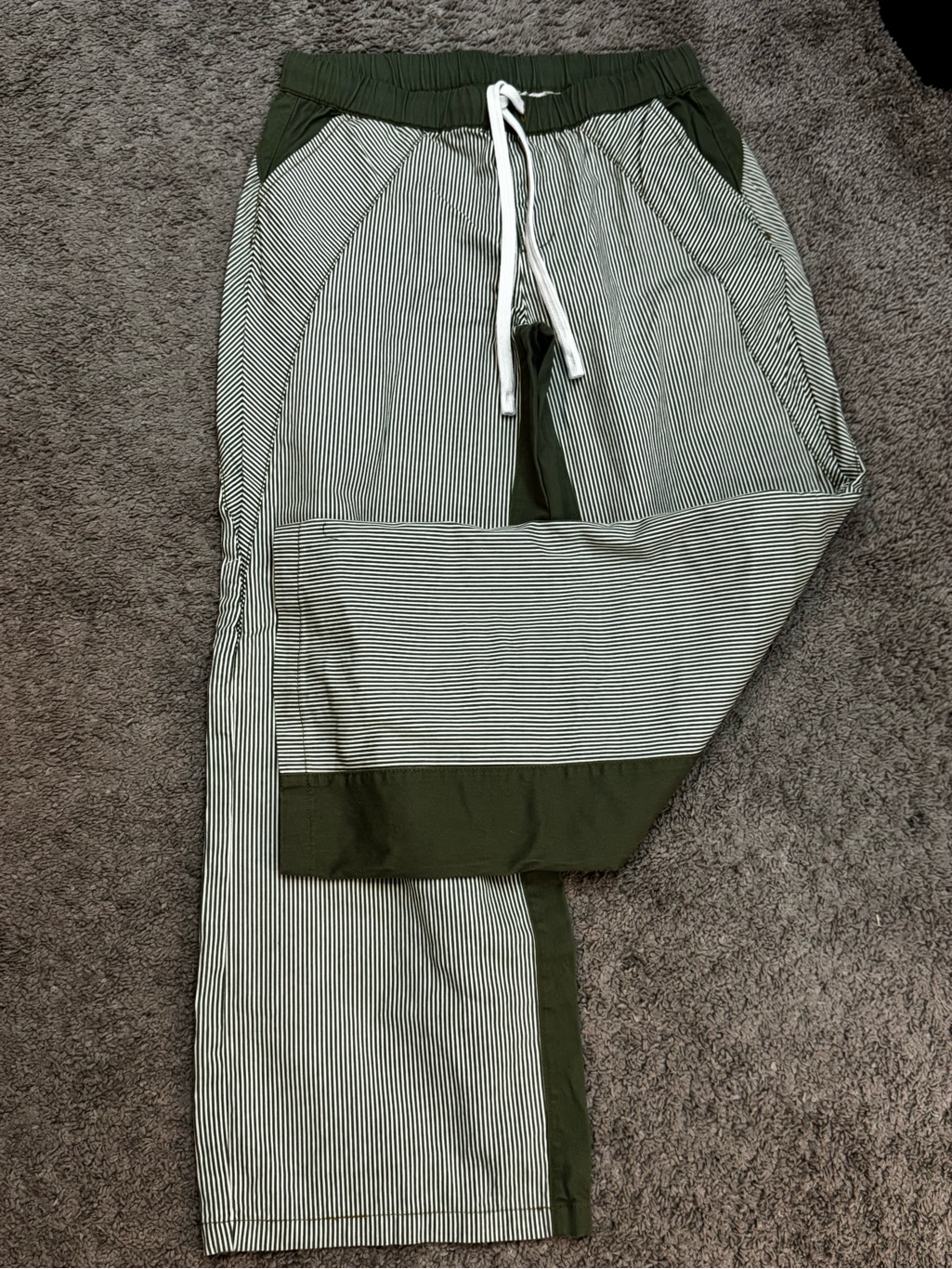 Women’s Olive & White Striped Drawstring Pants